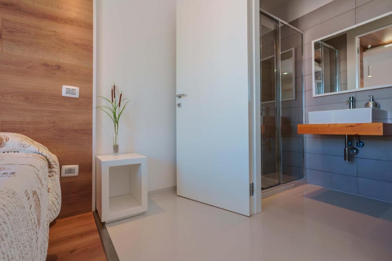 Petrarca Venti Rooms - Eja Sardinia Кальярі Екстер'єр фото