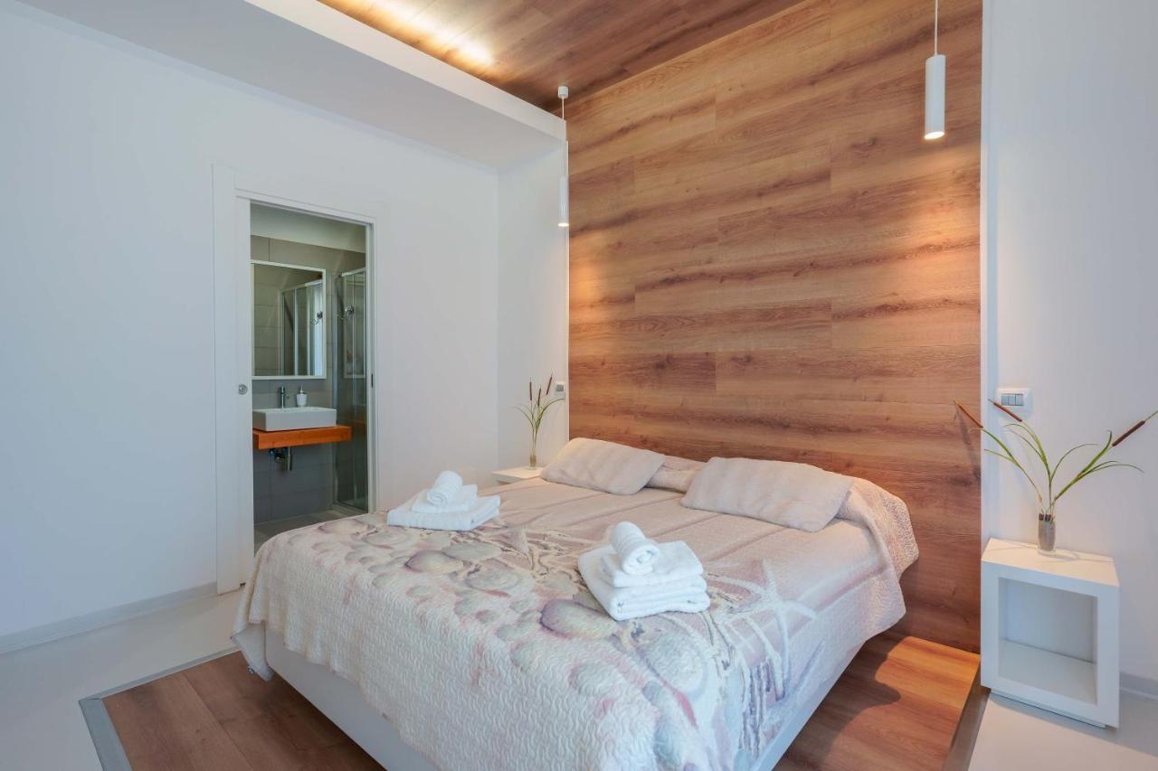 Petrarca Venti Rooms - Eja Sardinia Кальярі Екстер'єр фото